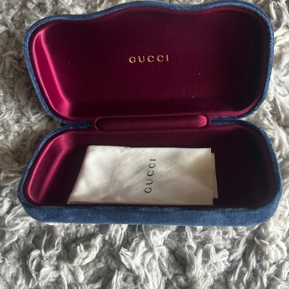 Gucci Burgundy and Blue Glasses Case - Picture 1 of 2